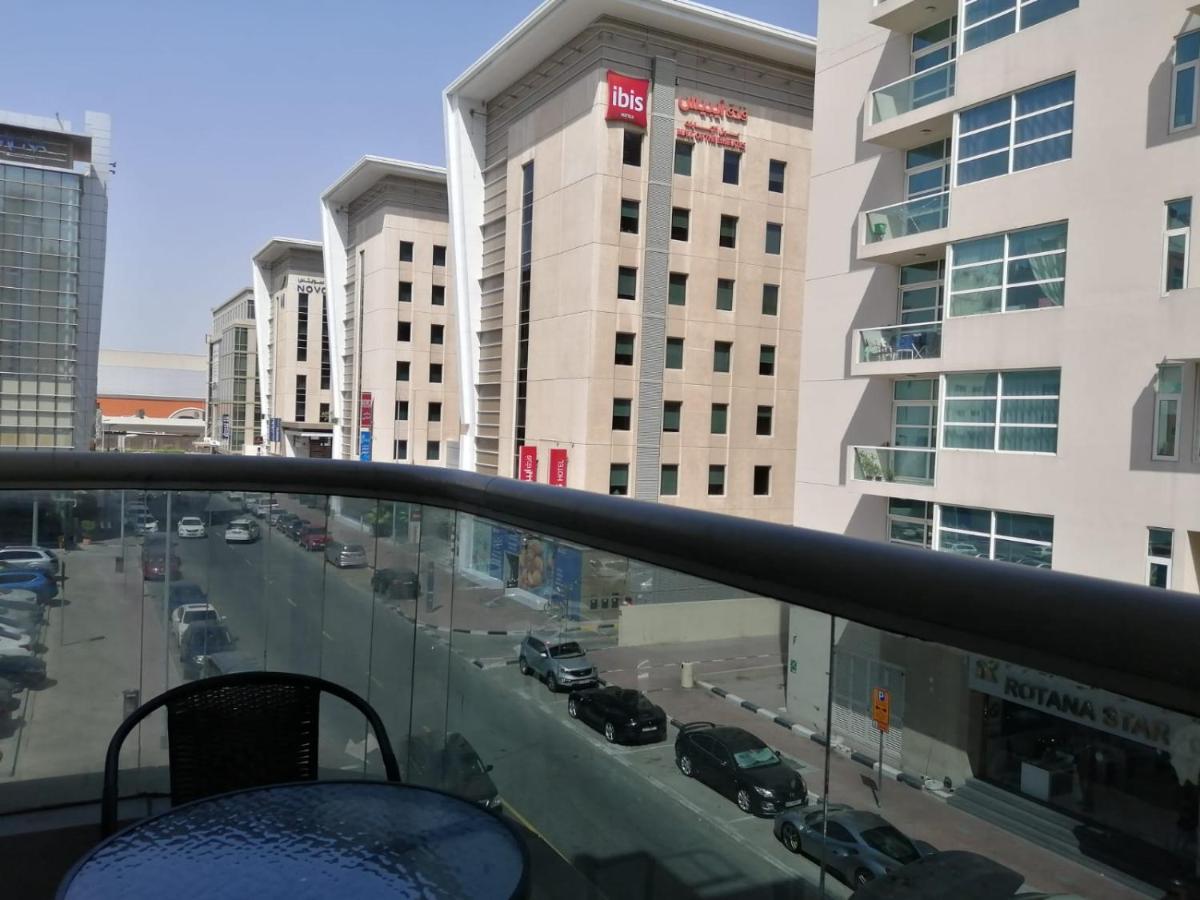 Albarsha 1 Hostel By Phm Dubai Eksteriør billede